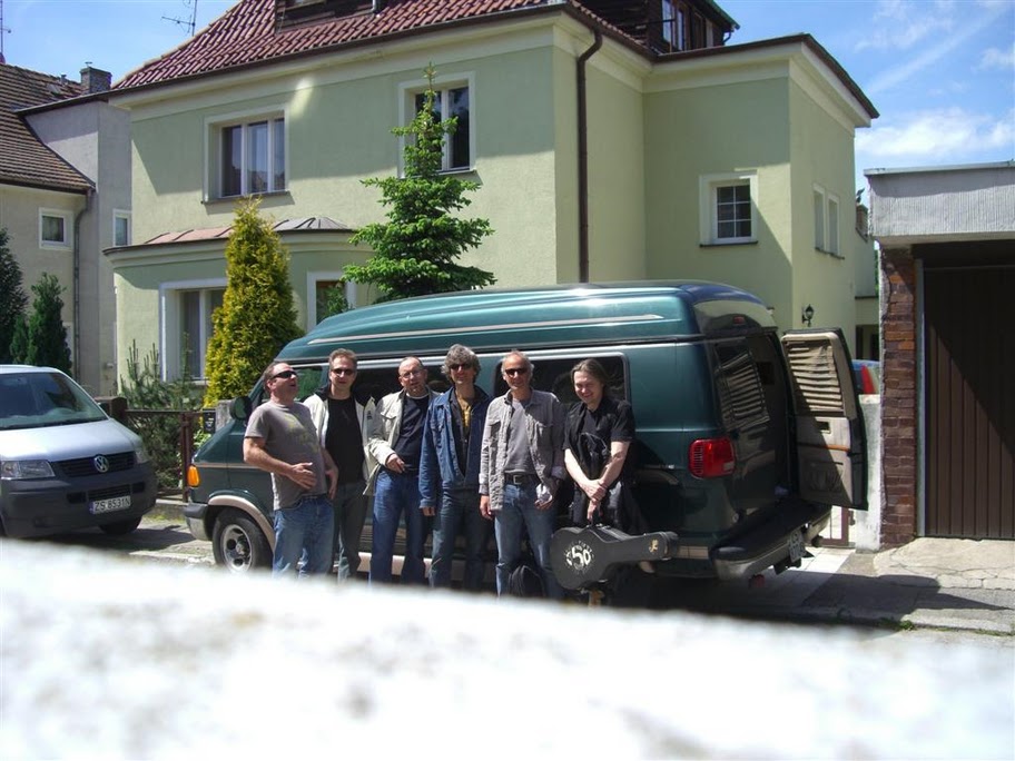 <Klick> zurck zu <Fotos>